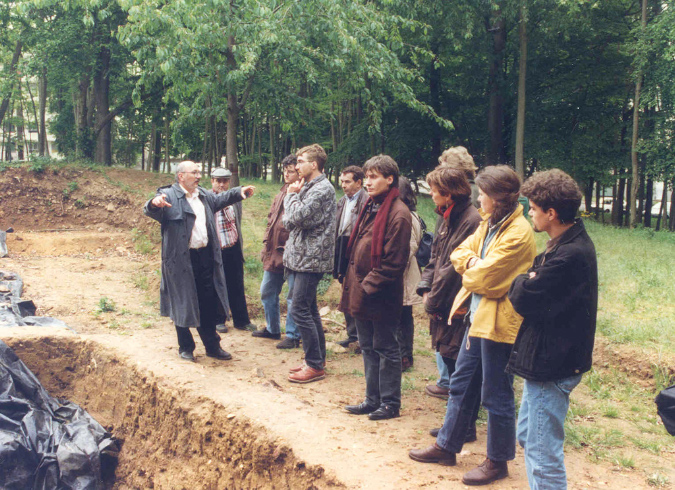1997-053