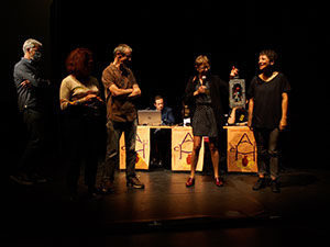 Auch_2021–082
